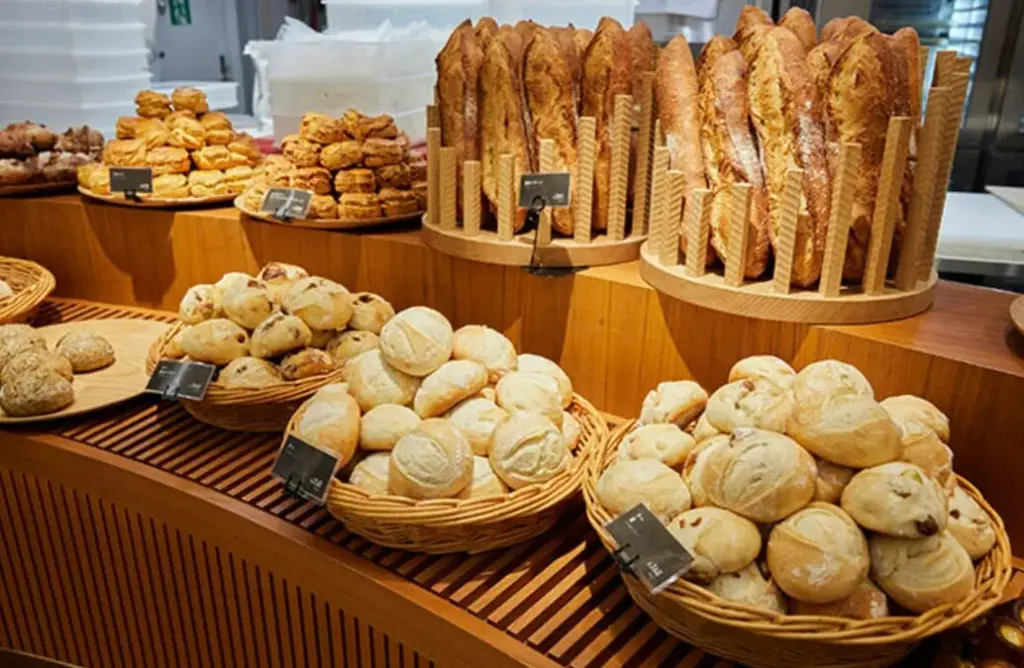 コムン東京　まるパン
