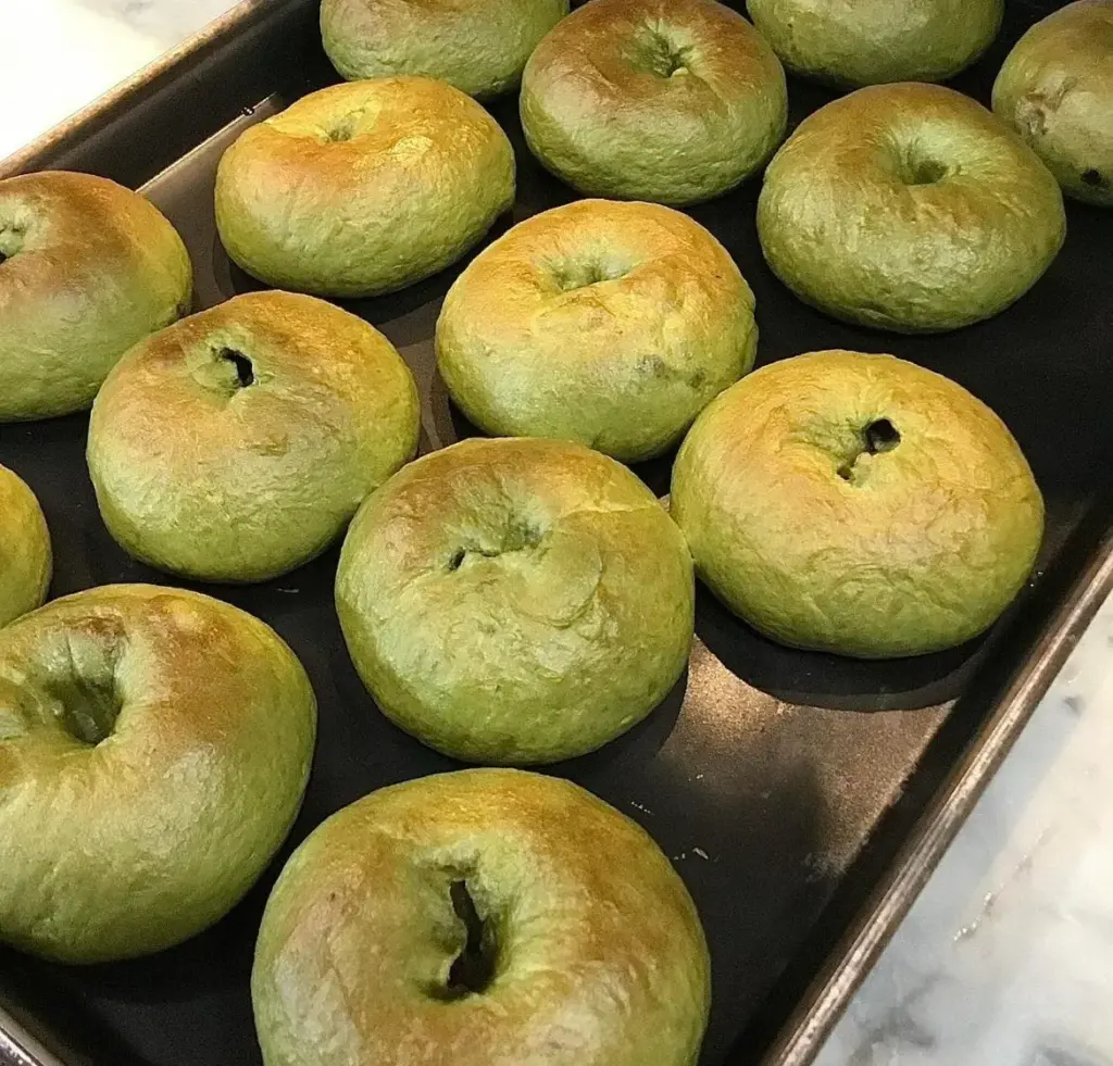 抹茶ベーグル