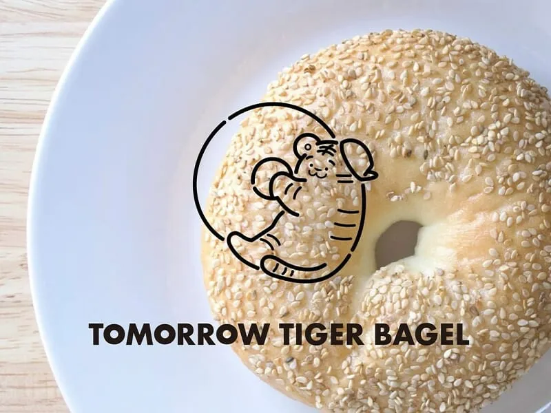 TOMORROW TIGER BAGEL ロゴ