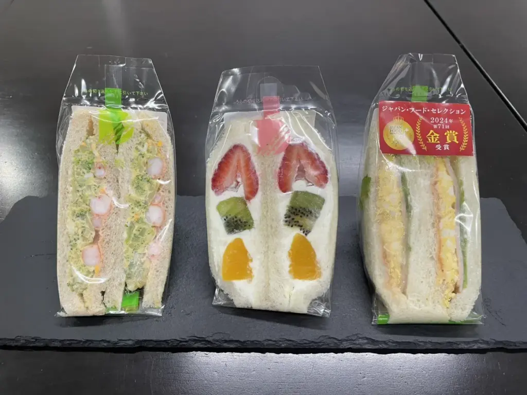 フルーツサンド