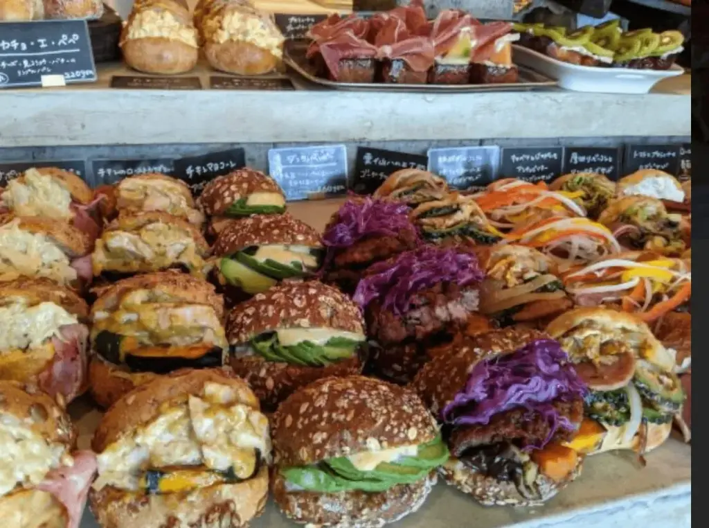 バーガー系のパンの写真