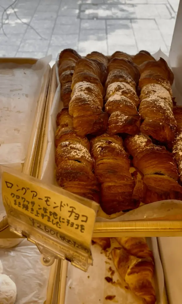 アーモンドチョコ