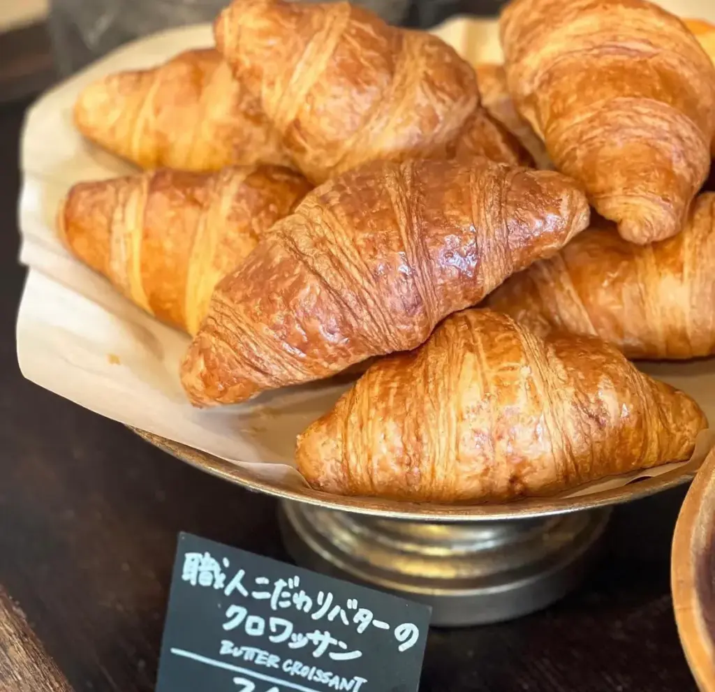 バタークロワッサン