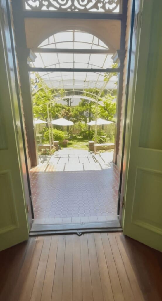 店の外観の写真