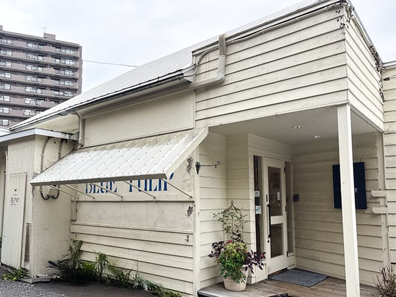 店の外観の写真